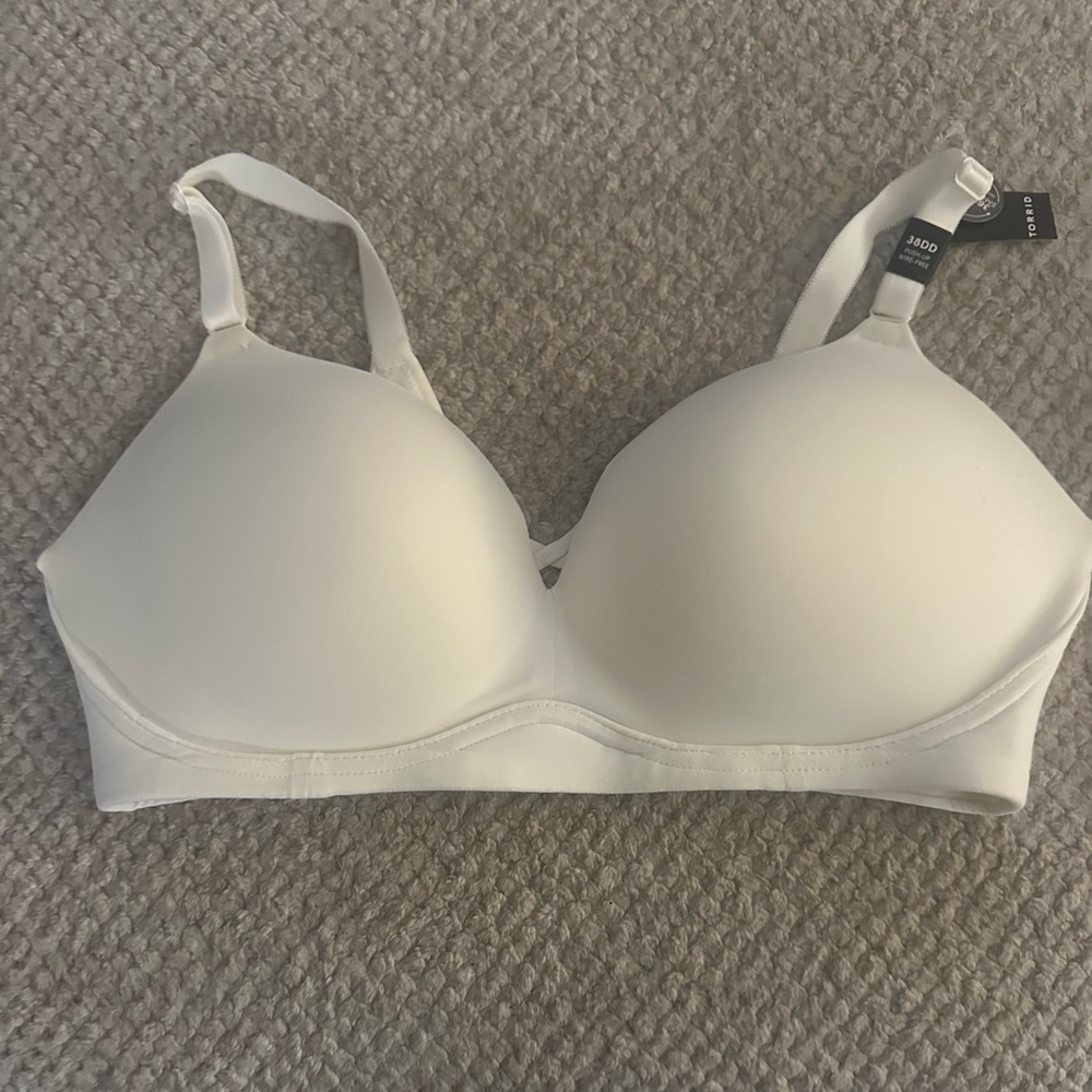 38DD Torrid Wireless Pushup Bra NWT